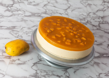 Cheesecake mango mouse